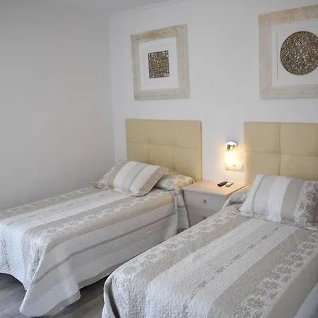 Iznájar Suites Inn *