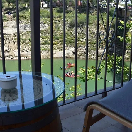Iznájar Suites Inn *